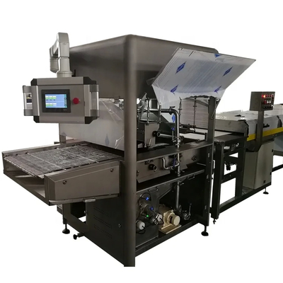 Stainless Steel Chocolate Enrobing Machine Automatic For Food / Beverage Industry 380V/415V